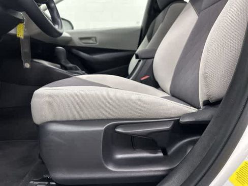 Used 2026 Toyota Corolla LE FWD image 26