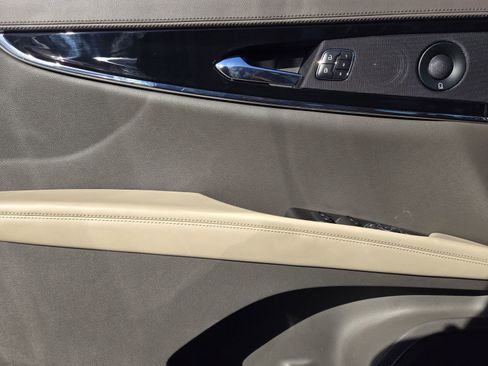 Used 2023 Lincoln Nautilus Reserve w/ Equipment Group 201A image 23