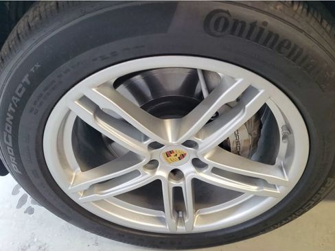 Used 2018 Porsche Macan S AWD/4WD image 8