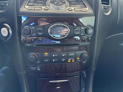 Used 2010 INFINITI EX35 Journey RWD image 14