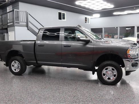 Used 2020 RAM 2500 Tradesman AWD/4WD image 5