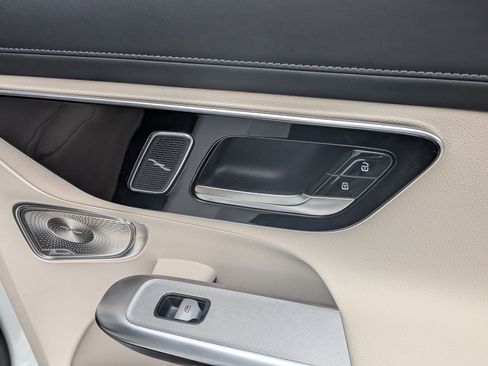 Certified 2023 Mercedes-Benz GLC 300 GLC 300 image 35