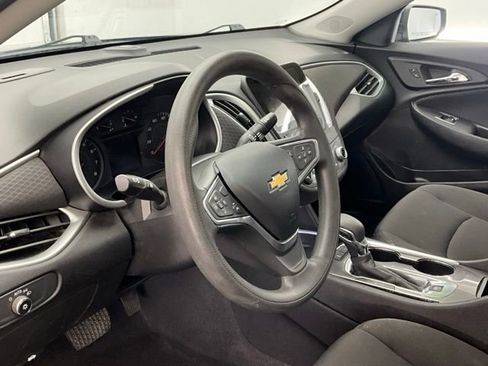 Used 2023 Chevrolet Malibu LT w/ Driver Confidence Package image 10
