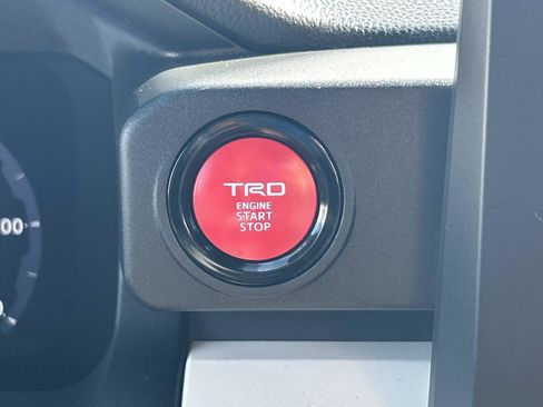 Used 2024 Toyota Tacoma TRD Off-Road AWD/4WD image 32