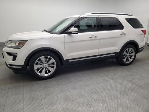 Used 2018 Ford Explorer Limited w/ Equipment Group 301A image 2