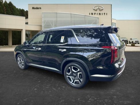 Used 2024 Hyundai Palisade Limited FWD image 6