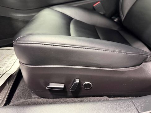 Used 2023 Tesla Model 3 Performance image 18