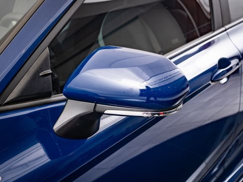 Used 2025 Toyota Camry SE image 14