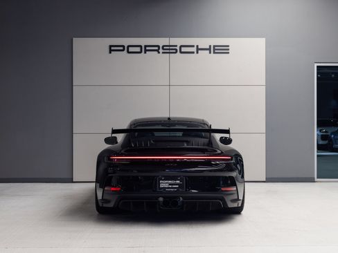 Certified 2022 Porsche 911 GT3 RWD image 6