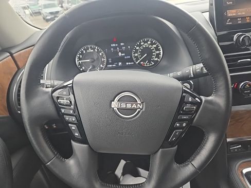 Used 2024 Nissan Armada SL w/ Captain's Chairs Package image 18