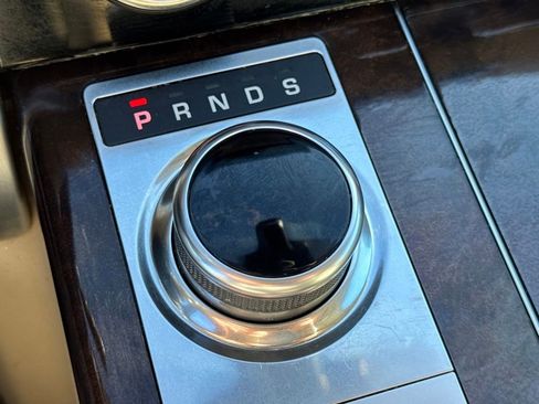 Used 2020 Land Rover Range Rover HSE image 26