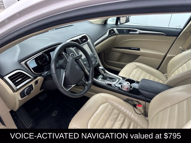Used 2016 Ford Fusion SE w/ Equipment Group 202A FWD image 9