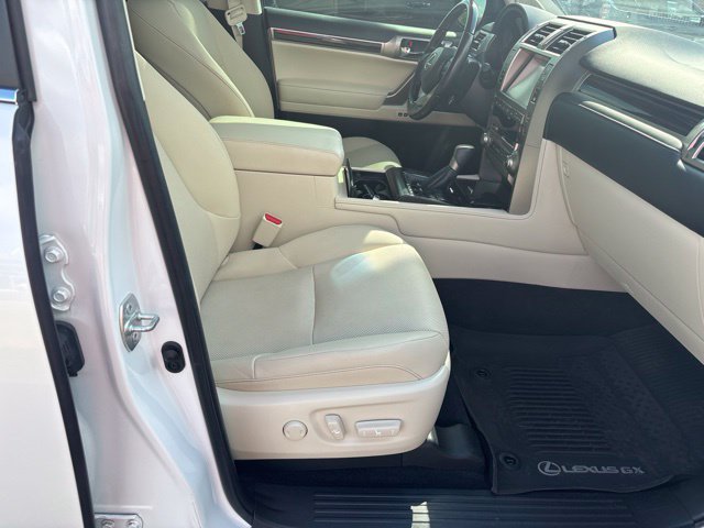 Used 2021 Lexus GX 460 Premium w/ Premium Package AWD/4WD image 14
