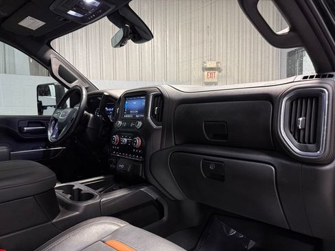 Used 2023 GMC Sierra 2500 AT4 w/ AT4 Premium Plus Package AWD/4WD image 20