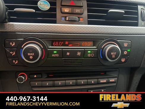 Used 2009 BMW 335i xDrive Sedan image 17