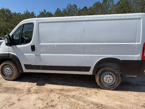 New 2026 RAM ProMaster 2500 w/ Convenience Group image 11