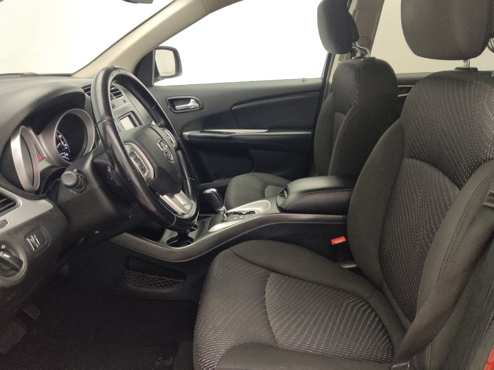 Used 2020 Dodge Journey SE w/ SE Popular Equipment Group FWD image 17