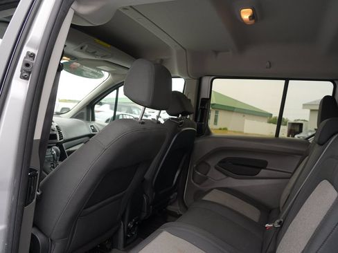Used 2021 Ford Transit Connect XL FWD image 19