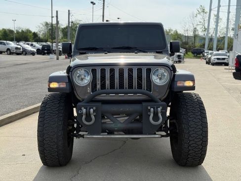 Used 2021 Jeep Gladiator Overland w/ Popular Equipment Package image 3