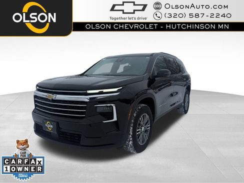 Certified 2025 Chevrolet Traverse LT image 1