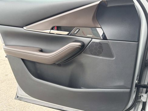 Used 2025 MAZDA CX-30 AWD 2.5 S w/ Premium Package image 17