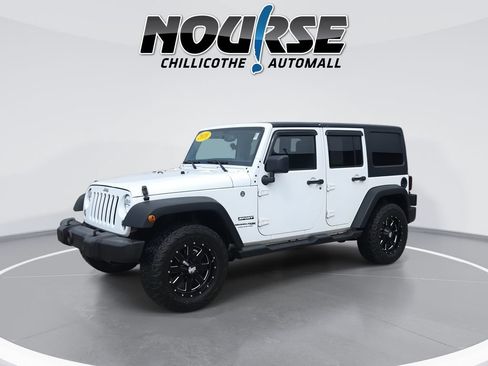 Used 2018 Jeep Wrangler Unlimited Sport S AWD/4WD image 4
