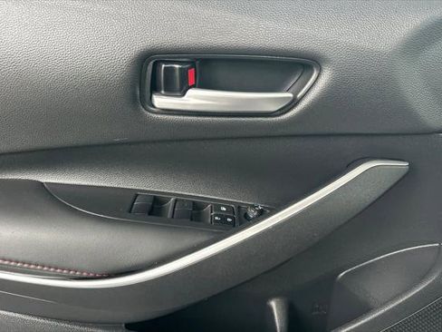 Certified 2024 Toyota Corolla SE image 12