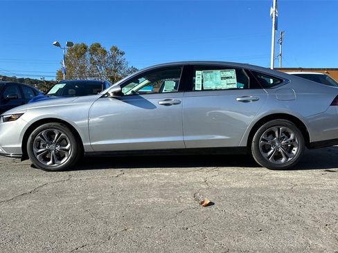 New 2025 Honda Accord EX-L image 6