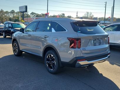 New 2026 Kia Sorento S