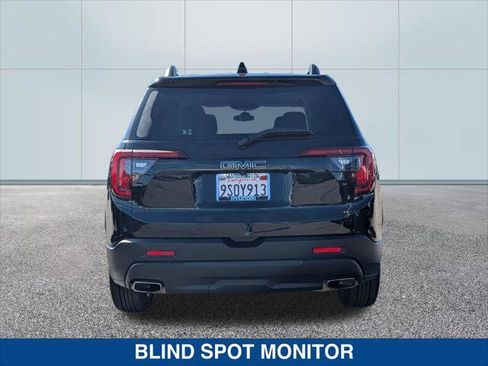 Used 2023 GMC Acadia SLE w/ Elevation Edition image 4