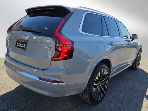 New 2026 Volvo XC90 B6 Ultra w/ Protection Package AWD/4WD image 3