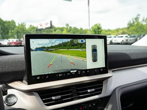 New 2026 Ford Explorer Active RWD image 25