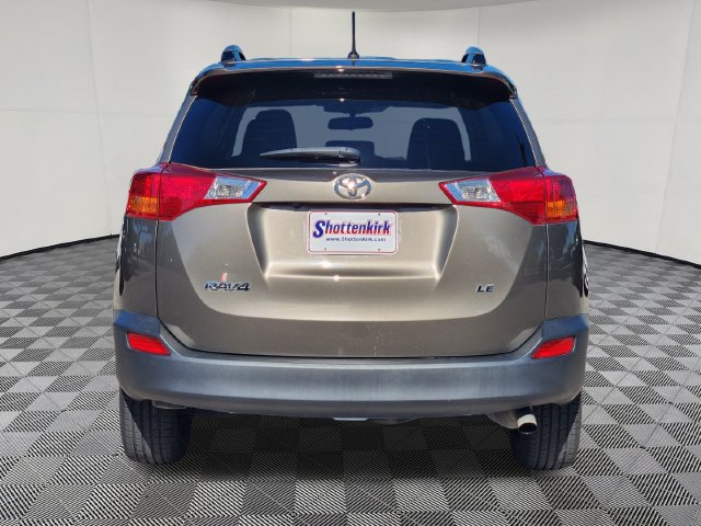 Used 2015 Toyota RAV4 LE FWD image 6