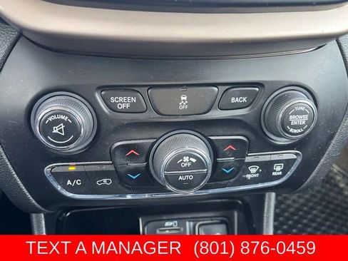 Used 2016 Jeep Cherokee 75th Anniversary AWD/4WD image 19