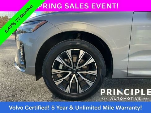 Certified 2025 Volvo XC60 B5 Core image 10