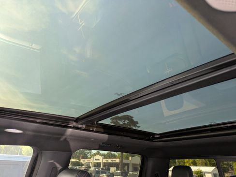Used 2023 Ford F250 Platinum AWD/4WD image 26
