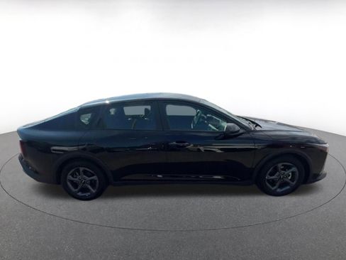 Used 2025 Kia K4 LXS image 16