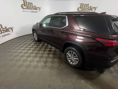 Used 2023 Chevrolet Traverse LT image 6