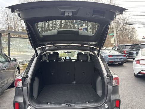 Used 2022 Ford Escape SEL image 29