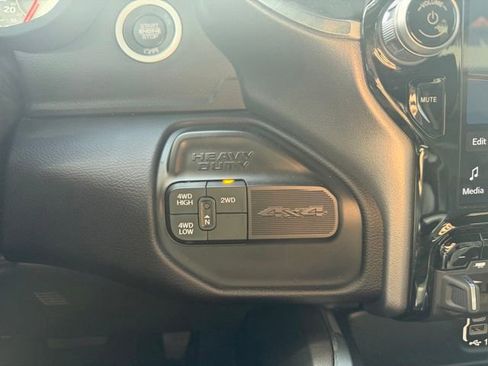 Used 2023 RAM 2500 Laramie AWD/4WD image 27
