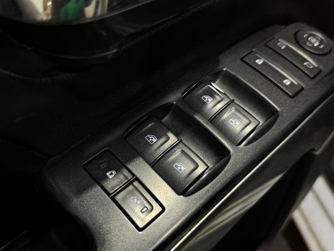 Used 2015 Chevrolet Silverado 2500 LT w/ LT Convenience Package image 3