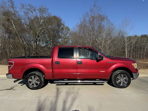 Used 2012 Ford F150 XLT w/ XLT Chrome Pkg image 6