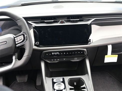 New 2026 Jeep Cherokee Laredo image 24