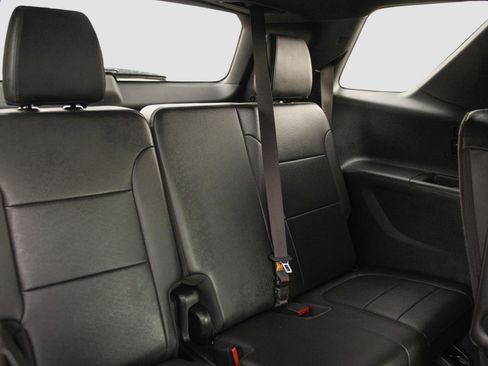 Used 2024 Chevrolet Traverse High Country image 16