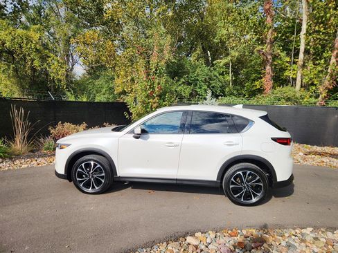 Used 2022 MAZDA CX-5 AWD 2.5 S w/ Premium Plus Pkg image 2