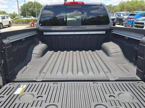Certified 2026 Nissan Frontier PRO-4X w/ Pro Premium Package AWD/4WD image 9