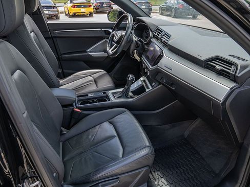 Used 2020 Audi Q3 2.0T Premium AWD/4WD image 19