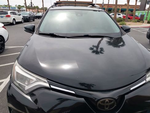 Used 2016 Toyota RAV4 Limited image 9