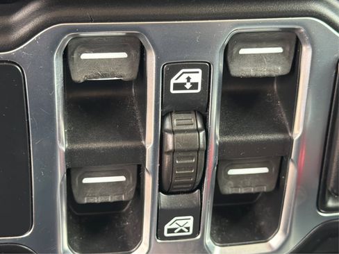 Used 2020 Jeep Wrangler Unlimited Sport S AWD/4WD image 11