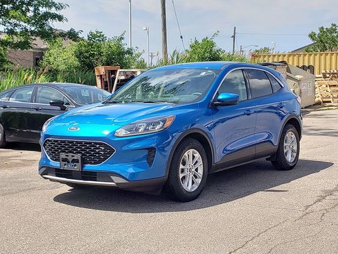 Used 2020 Ford Escape SE FWD image 1